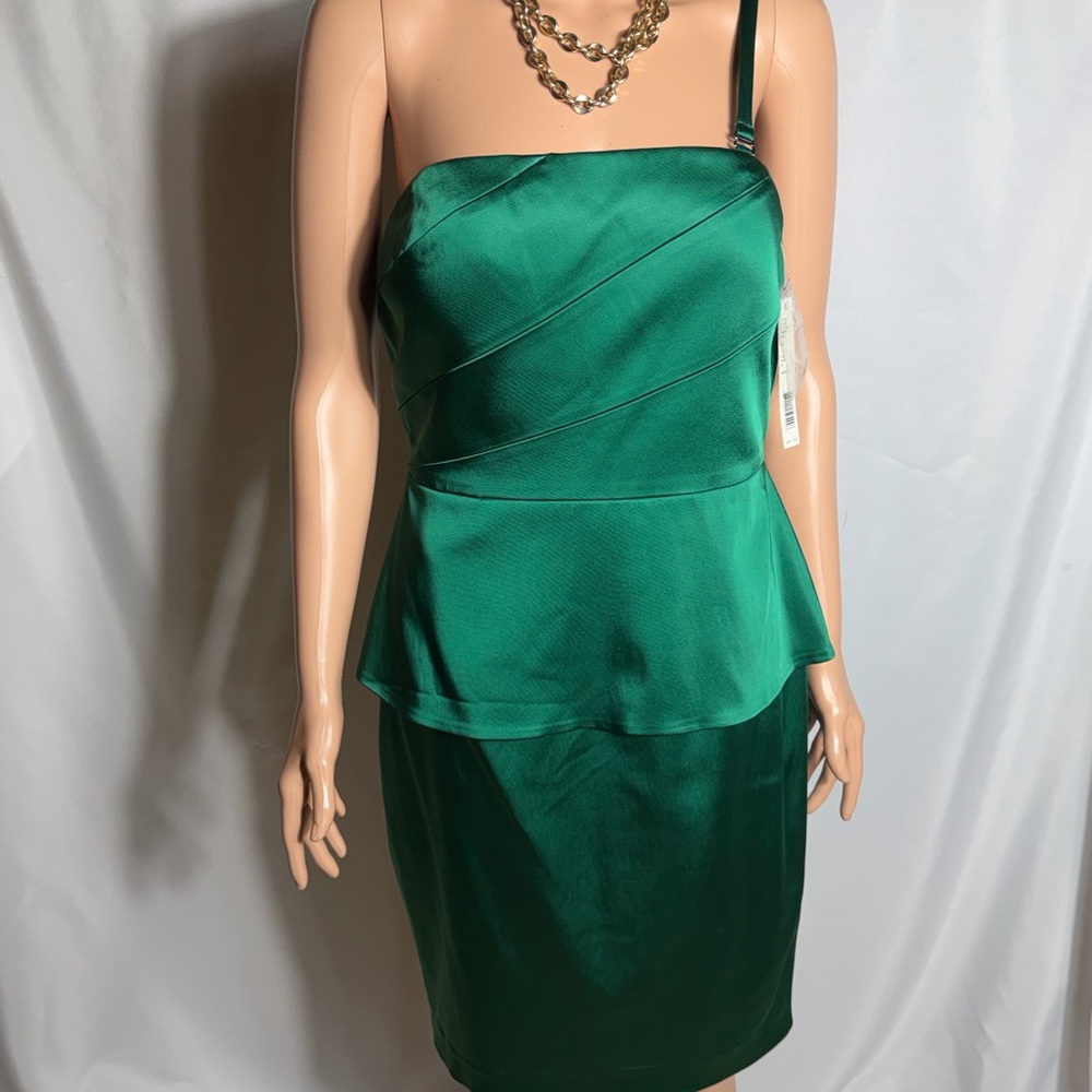 Gianni Bini Pine Green Strapless Peplum Cocktail Dress Size 6 NWT